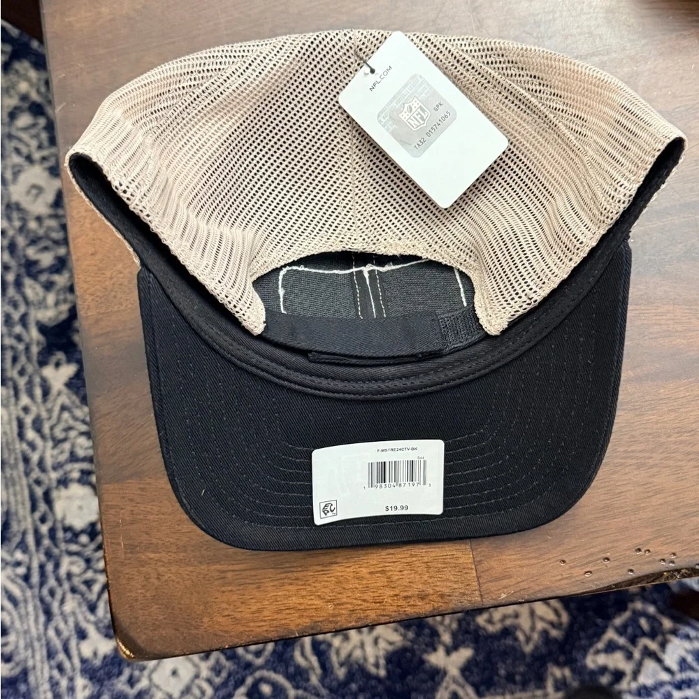 NFL Philadelphia Eagles Black and Tan Hat‎